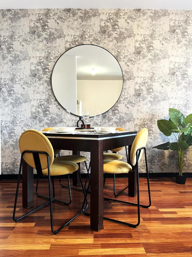 Jagielly Apartment ~ Self Check-In 24H ~ Parking & Lift Wrocław Exteriör bild