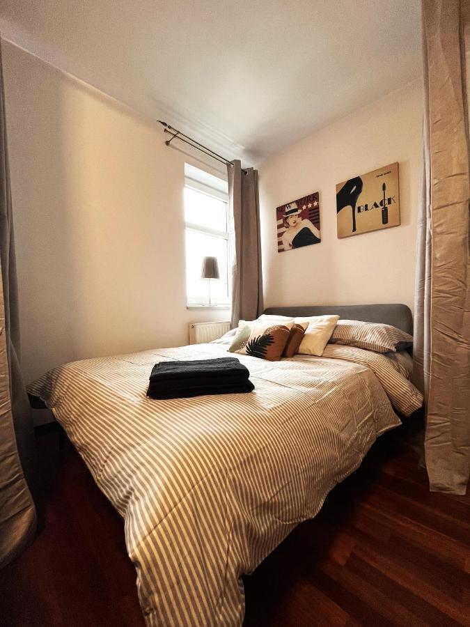 Jagielly Apartment ~ Self Check-In 24H ~ Parking & Lift Wrocław Exteriör bild